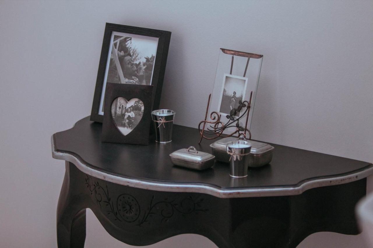 Les Jardins De Nanine Bed & Breakfast Lapleau Bagian luar foto