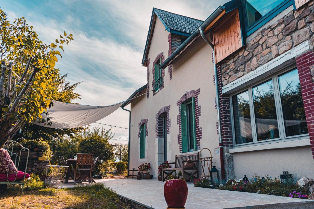 Les Jardins De Nanine Bed & Breakfast Lapleau Bagian luar foto